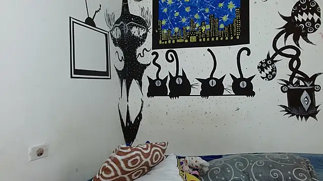 Snapshot of boysLittle chatting on October 14, 2025, 10:05 am boysLittle online show from October 14, 2025, 10:05 am