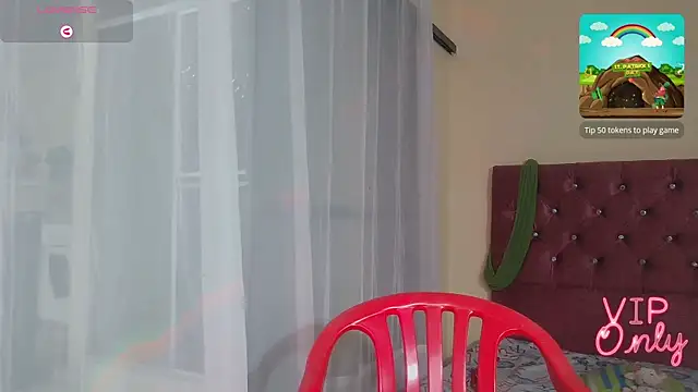 boysLittle online show from April 21, 2026, 9:39 pm