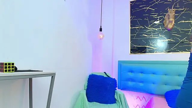 gabriela cortez online show from September 25, 2025, 12:20 pm