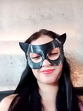 DULCE-LUNA  online show from January 11, 2025, 8:43 pm