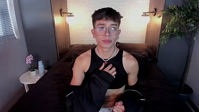 tim  fox online show from February 2, 2025, 7:46 pm