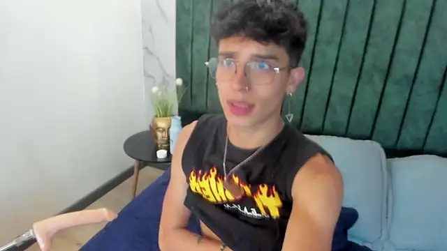 tim  fox online show from February 5, 2025, 7:53 pm