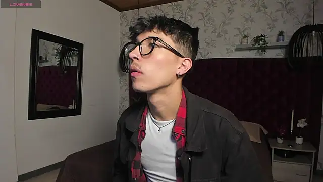 tim  fox online show from April 21, 2026, 11:49 am