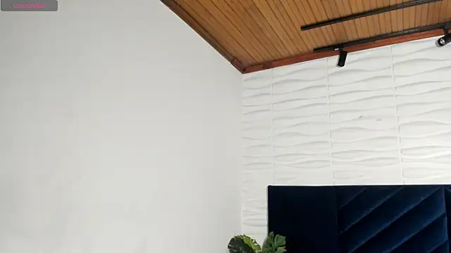 tim  fox online show from April 23, 2026, 11:42 am