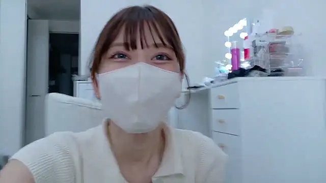 Snapshot of riken_jp chatting on May 12, 2026, 1:14 am riken jp online show from May 12, 2026, 1:14 am