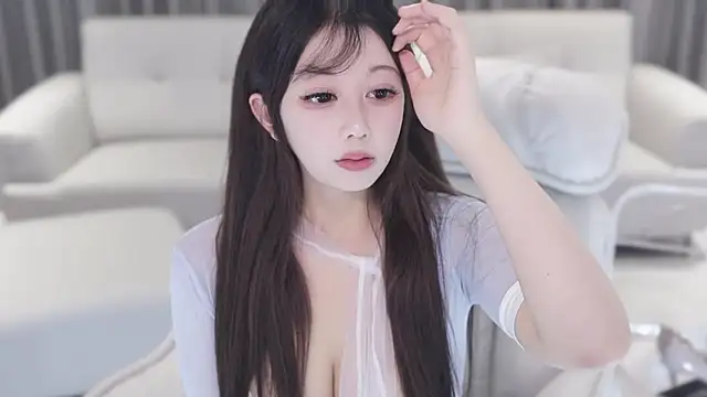 Snapshot of Olga_16888 chatting on March 3, 2025, 4:47 am Olga 16888 online show from March 3, 2025, 4:47 am