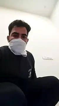 13lusty online show from January 15, 2025, 9:35 am