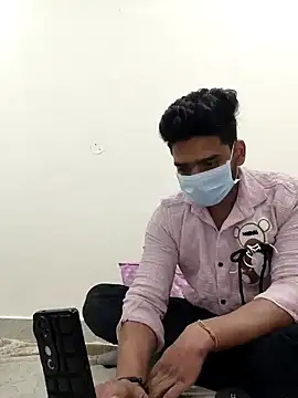 13lusty online show from February 5, 2025, 9:36 am