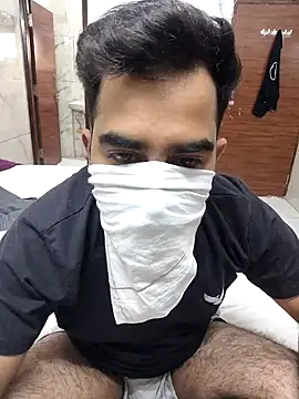 13lusty online show from March 22, 2025, 11:11 am