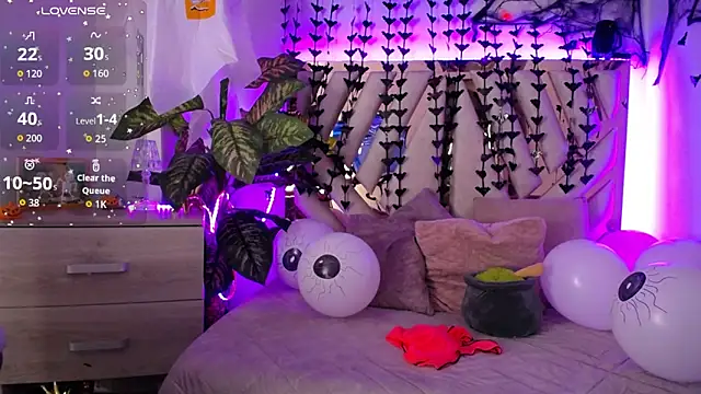 NyxAndria 1 online show from October 19, 2025, 9:26 pm