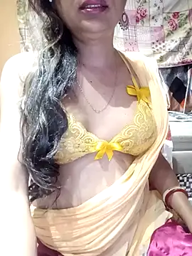 SANA-LEONI online show from January 24, 2025, 7:39 pm