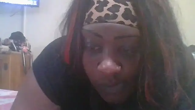 ExoticChocolit online show from November 9, 2025, 12:53 am
