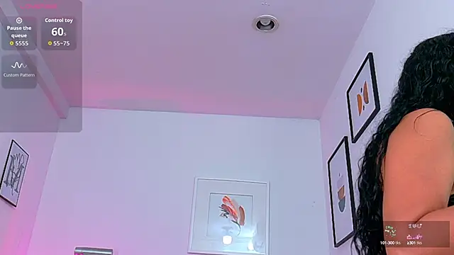 hotiergirl online show from October 13, 2025, 12:16 pm