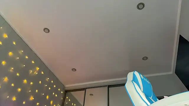 Mercedes Robinson online show from January 26, 2025, 7:10 am