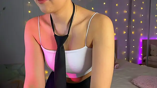 Mercedes Robinson online show from January 27, 2025, 4:30 am