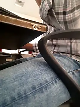 braveman999 online show from February 13, 2026, 7:04 am