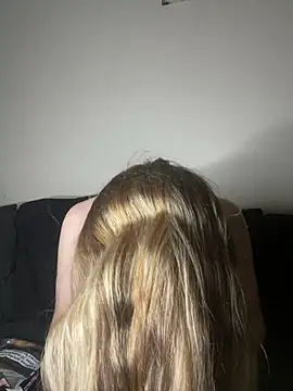 VioletxBlue online show from July 19, 2026, 10:46 pm
