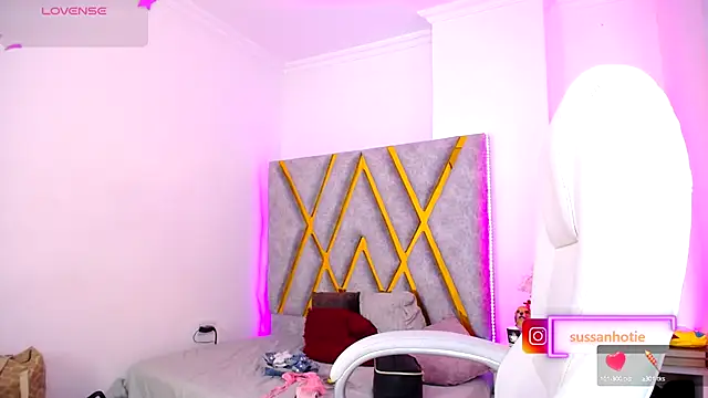 SussanHottye1  online show from October 4, 2025, 11:30 am