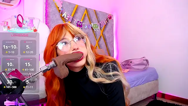 SussanHottye1  online show from December 1, 2025, 10:31 am