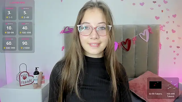 Dahlia Rousse online show from March 4, 2025, 8:05 pm