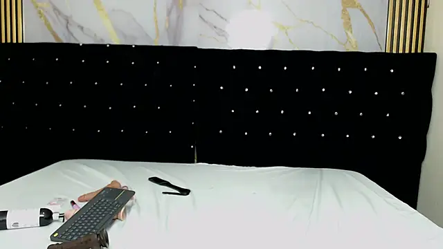 SalomeSimonz online show from March 6, 2025, 11:09 pm