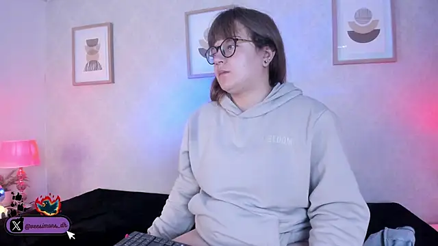 Veronica simons online show from September 20, 2025, 7:59 pm