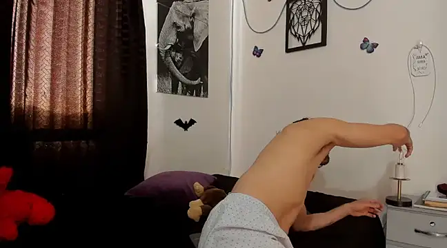 maxi styles online show from January 16, 2025, 7:41 pm