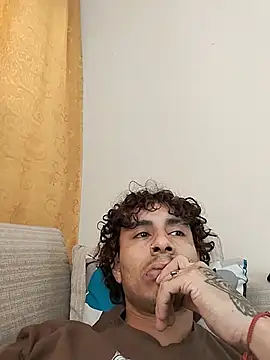 Snapshot of Saweetieyblacksnake chatting on July 13, 2026, 6:22 pm Saweetieyblacksnake online show from July 13, 2026, 6:22 pm