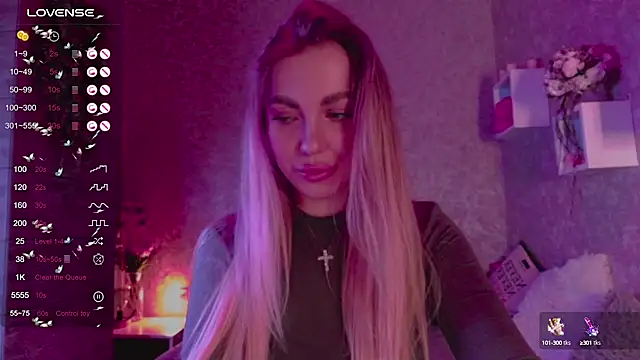 Mika Rayy online show from March 22, 2025, 5:52 pm