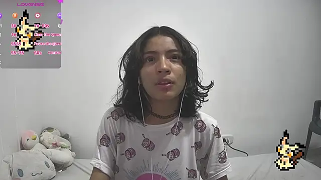 Lovelyamyy online show from January 23, 2025, 9:39 am