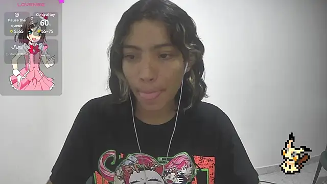 Lovelyamyy online show from February 4, 2025, 5:31 am