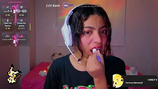 Lovelyamyy online show from December 15, 2025, 2:16 am