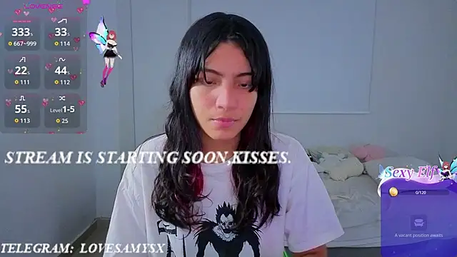 Lovelyamyy online show from April 21, 2026, 2:37 am