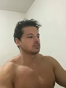 Lucasfit24 online show from February 19, 2025, 11:49 am