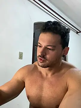 Lucasfit24 online show from March 13, 2025, 11:51 am