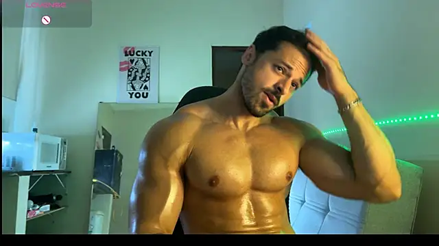 Lucasfit24 online show from March 5, 2026, 2:13 pm