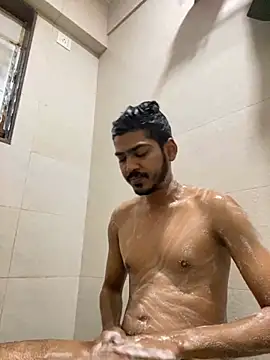 cute modell online show from January 31, 2025, 4:47 am