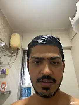 cute modell online show from October 6, 2025, 6:00 am