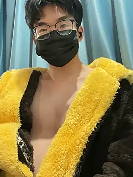 Snapshot of yfx468 chatting on March 10, 2025, 4:25 pm yfx468 online show from March 10, 2025, 4:25 pm