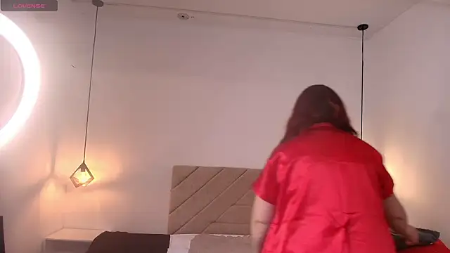 Victoria Adamns online show from April 21, 2026, 12:00 pm