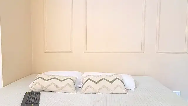 Snapshot of mr_danni chatting on October 29, 2025, 6:53 pm mr danni online show from October 29, 2025, 6:53 pm