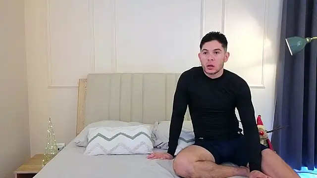 Snapshot of mr_danni chatting on November 13, 2025, 7:02 pm mr danni online show from November 13, 2025, 7:02 pm