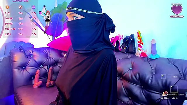 azahara faraah online show from October 1, 2025, 4:24 pm