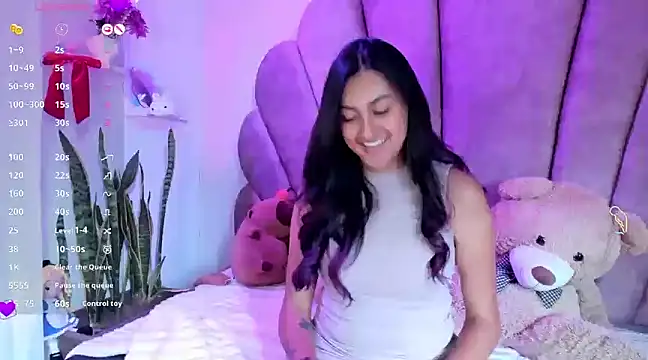 sweetfoxy 17 online show from January 30, 2025, 8:31 pm