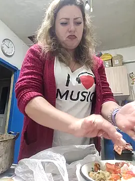 Jyleta online show from September 12, 2025, 8:42 pm