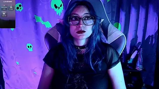 Snapshot of Kimlennox_ chatting on December 16, 2025, 2:22 pm Kimlennox online show from December 16, 2025, 2:22 pm