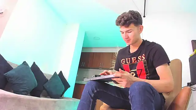 orlando yate online show from February 24, 2025, 4:49 am