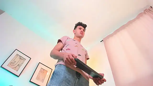 orlando yate online show from February 24, 2025, 7:09 pm