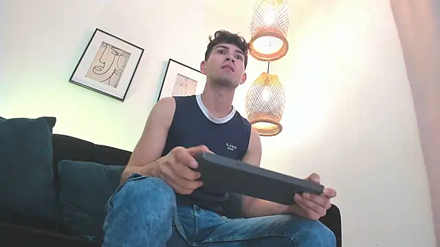 orlando yate online show from February 27, 2025, 12:21 am