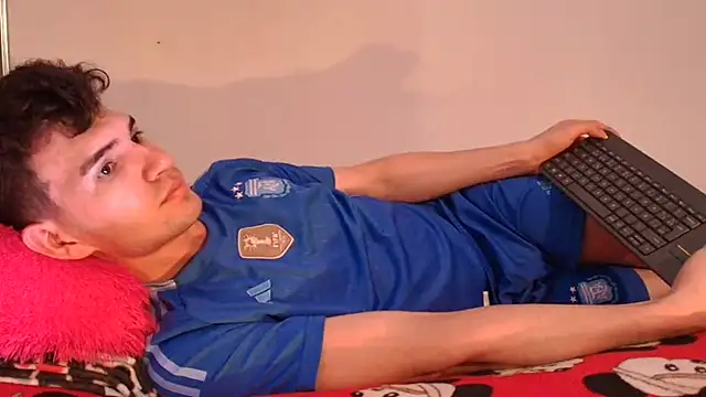 orlando yate online show from October 28, 2025, 2:04 am